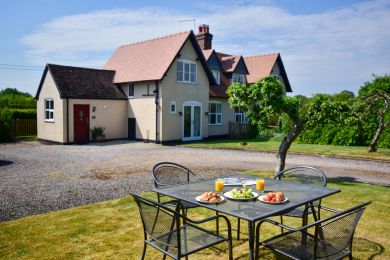 Orchard Cottage (OC-O30240)