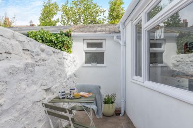 Mermaid Cottage Appledore (OC-M29918)