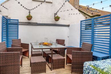 Keel Cottage - Whitby (OC-K30856)