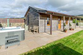 Enlli Lodge