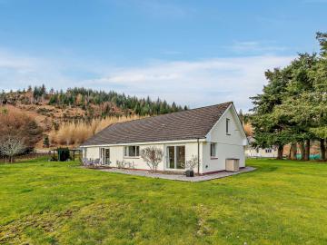 Pine Tops - Fort Augustus (OC-82791)