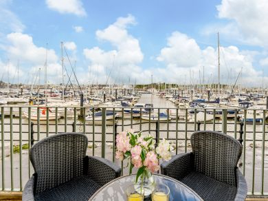 Sunseekers Marina View (OC-45208) Sunseekers Marina View (OC-45208)