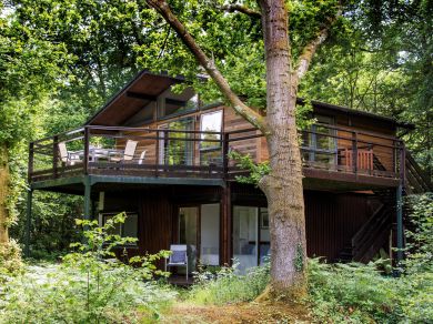 Riverside Retreat (OC-NFL71) Riverside Retreat (OC-NFL71)