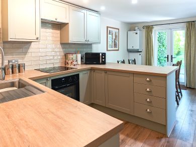 Plum Tree Cottage - Corfe Castle (OC-IC096)