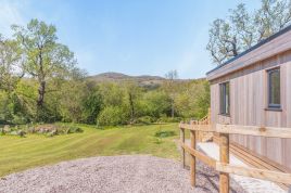 Mayfly Lodge