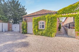 Lapwing Cottage