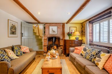Tawny Cottage (OC-T28836)