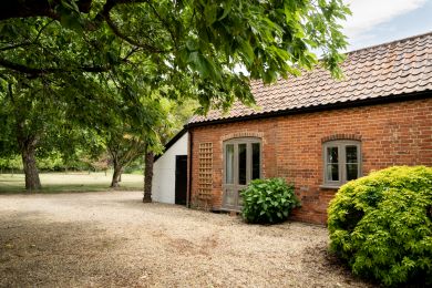 Wild Meadow Cottage (OC-W30947)