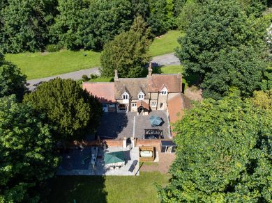 Westwood Coach House (OC-W28331)