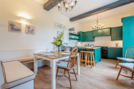 The Farmhouse Cottage - Monkhall