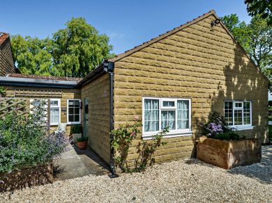 Chestnut Cottage - Crayke (OC-84002) Chestnut Cottage - Crayke (OC-84002)
