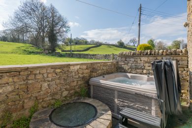 Well Cottage - West Burton (OC-W30775)