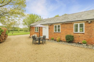 Bumble Cottage - Cadnam (OC-B30409)