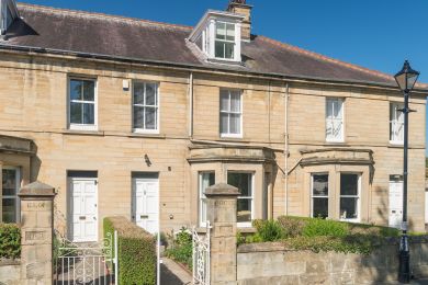 Heron House in Warkworth (OC-COQ43) Heron House in Warkworth (OC-COQ43)