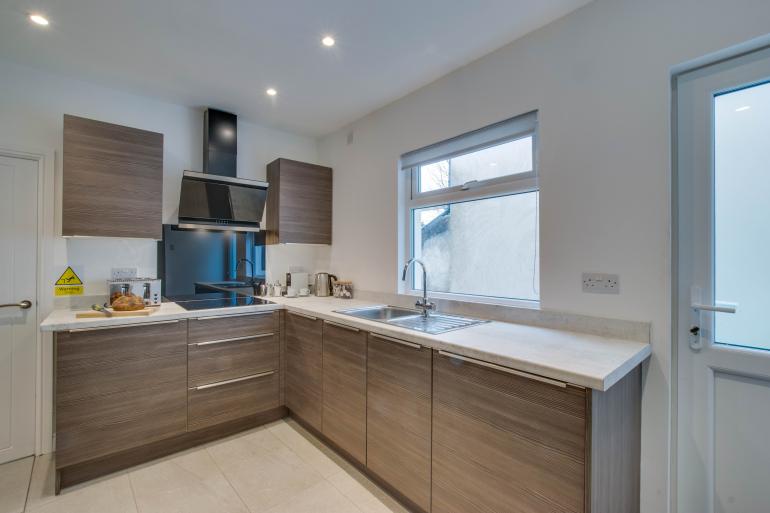 Drws Nesaf Cardiff Townhouse | Drws Nesaf Cardiff Townhouse in Cardiff