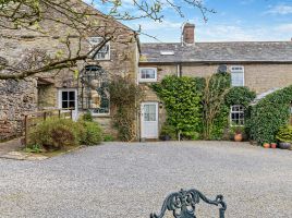 Nisthouse