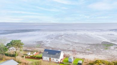 The Beach House (OC-T40238) The Beach House (OC-T40238)