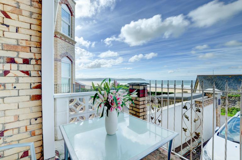 1 Dolphin Court 1 Dolphin Court in Woolacombe