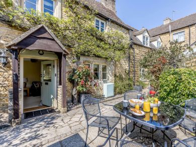 Pear Tree Cottage (OC-PTREE)