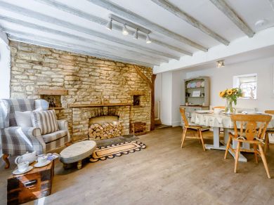 Bourton On The Water Weavers Cottage (OC-46677)