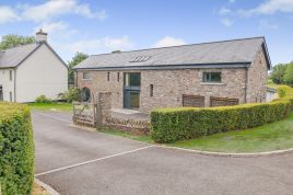 Usk Valley Barn