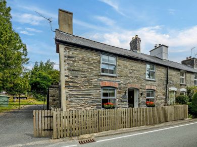 Slate Cottage Pennal (OC-92689) Slate Cottage Pennal (OC-92689)