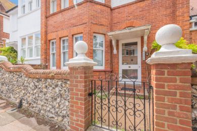 Eastbourne Seaside Retreat (OC-E44809) Eastbourne Seaside Retreat (OC-E44809)