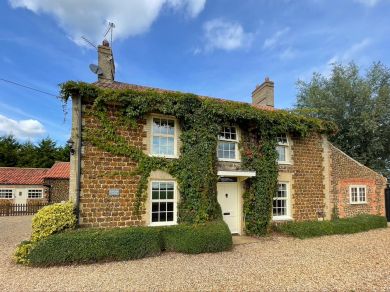 Ketlam View & The Old Coach House (OC-2025) Ketlam View & The Old Coach House (OC-2025)