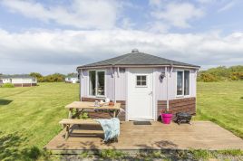 Sunset Glamping Escapes - Sea Mist