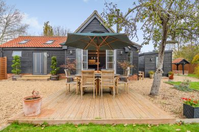 Mulberry Lodge (OC-M33974) Mulberry Lodge (OC-M33974)