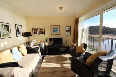 Redcliffe Apartments C (OC-HH9104) Redcliffe Apartments C (OC-HH9104)