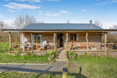 Ruby's Lodge (OC-R34798) Ruby's Lodge (OC-R34798)