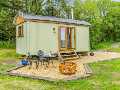 Horseshoe Hut (OC-83421) Horseshoe Hut (OC-83421)