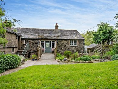 Middle Farm Cottage (OC-91232) Middle Farm Cottage (OC-91232)