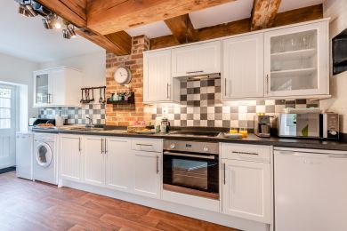 Middle Cottage - Chiddingly (OC-M31784)