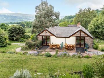 Skylark Lodge - Llangenny (OC-BN316)