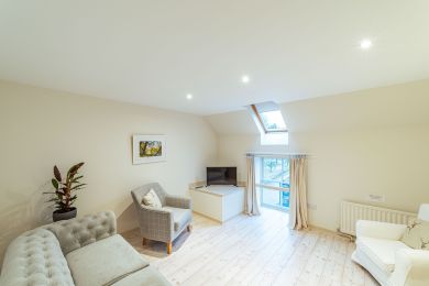 Wallace Apartment (OC-D589178) Wallace Apartment (OC-D589178)