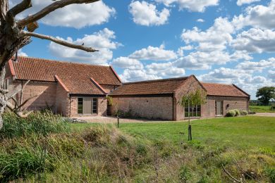 The Brick Barn (OC-B29041)