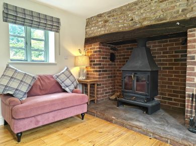 The Cottage - Cley (OC-T32433)