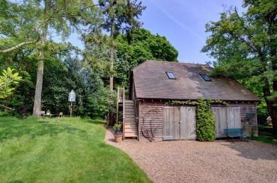 The Barn Studio (OC-CB632) The Barn Studio (OC-CB632)