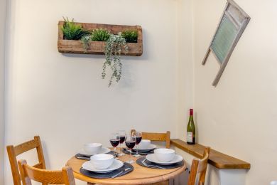 Wash House Cottage (OC-W32014) Wash House Cottage (OC-W32014)