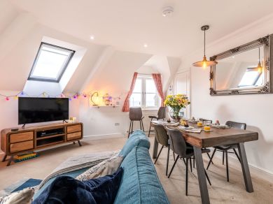 Cosy Sea View Apartment - Sheringham (OC-88076)