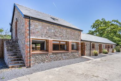 The Coach House - Y Ty Coets (OC-C32033)