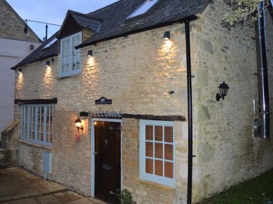 Stow On The Wold The Coach House (OC-55942)
