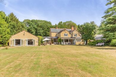 York Cottage House (OC-Y32590)