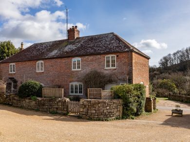 Dorset Hideaway (OC-77793)