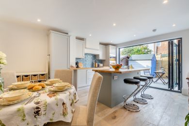 The Bolthole - Eastbourne (OC-B30246) The Bolthole - Eastbourne (OC-B30246)