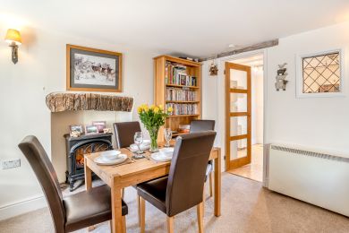 Cariad Cottage (OC-C30837)
