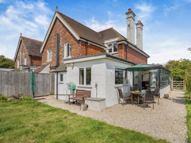 Station Cottage - Winchelsea (OC-94548)