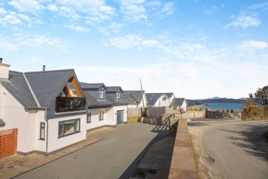Spindrift Abersoch (OC-S30770)